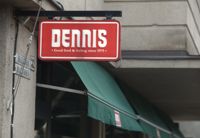 Pizzeria Dennis slog fast dörrarna i november. Nu vill ursprungliga ägaren öppna pizzerian igen.