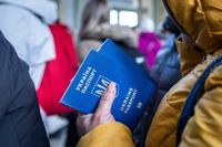 Drygt 45 000 ukrainska flyktingar fick tillfälligt skydd i Finland i fjol.