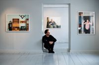 SKÖN SAMLING. Aki-Pekka Sinikoski har fotograferat mängder av åldrande finländska män i syfte att ringa in vad manligheten egentligen byggs av. Last Machos heter bildserien som visas för första gången på Kaplansgården.