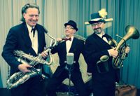 STEAMIN' JAZZ CLUB. Niko Paakkunainen, Tomas Nyberg och Patrik Latvala med flera ställer till med jazzsvängande julkonsert på lördag tillsamans med Thomas New Orleans Band.