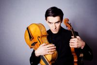 Barockkunnig. Sergej Malov är flink på violoncello da spalla.