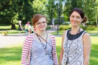 FÖREGÅNGARE. Maija Blomqvist och Hannele Savolainen är nöjda över att deras jobb på Lehmuslinna daghem uppskattas.