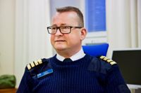 PREMIERAS. Kommodor Kjell Törner från Borgå får kommendörstecknet av Finlands Lejons orden.