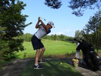 Matias Honkalas stilprov på Nevas Golf.