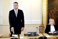Försvarsministern heter Mikko Savola fram till sista februari.