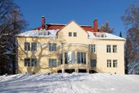 Söderkulla gård skulle kunna bli centrum för konst och kultur, föreslår Gustaf Tallqvist.