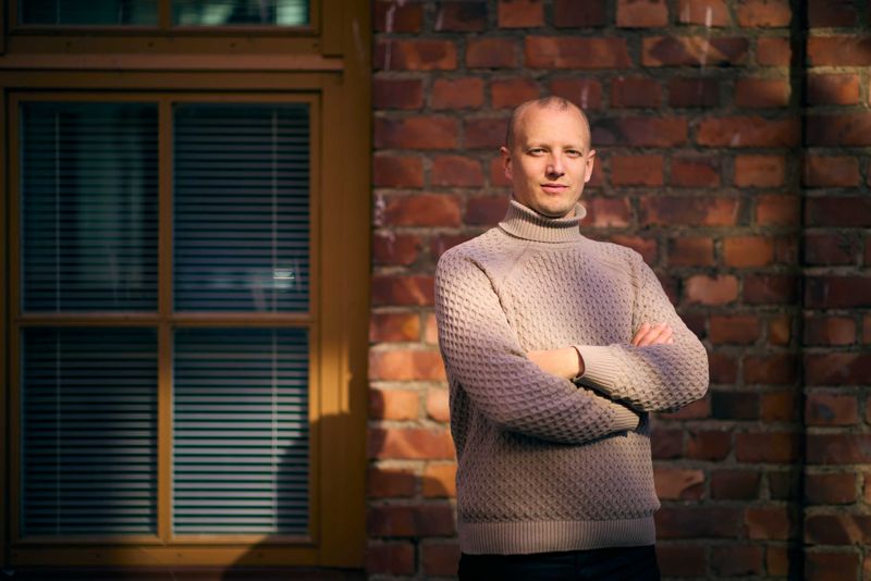 Simon Ventus debuterar som deckarförfattare tillsammans med Christina Gustavsson.