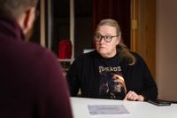 Helsinge Kyrkoby Ungdomsförenings ordförande Tiina Nurmi-Kokko säger att den ekonomiska situationen är så desperat att föreningen överväger att låna pengarna av sina egna styrelsemedlemmar.