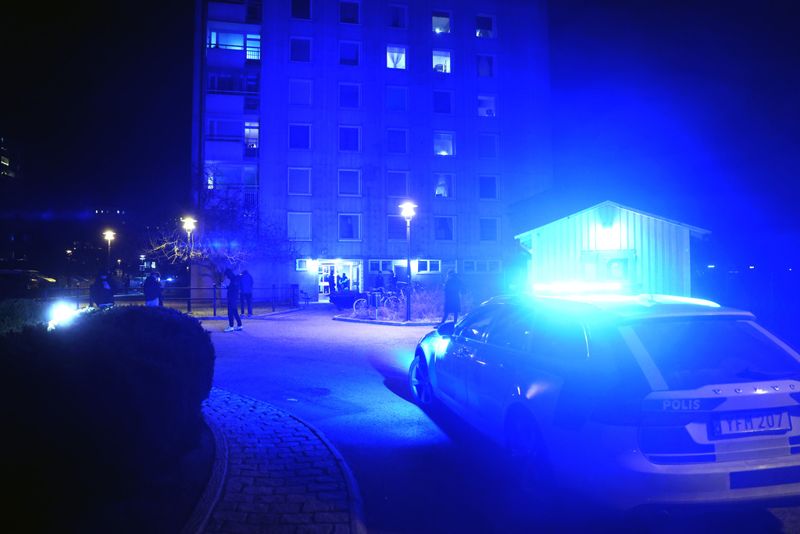 På torsdagen vid 22-tiden svensk tid skedde en explosion i ett trapphus i ett flerfamiljshus i Årsta i södra Stockholm.