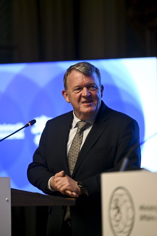 Danmarks utrikesminister Lars Løkke Rasmussen sade att Danmark är redo att göra mer för att hjälpa Ukraina, men att landet först måste stärka sitt eget nationella försvar.