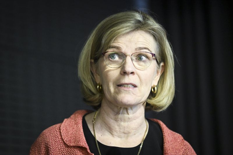 Katri Merikallio har skrivit Kvinnoorganisationernas centralförbunds Afghanistanrapport. Hon säger att de afghanska kvinnornas främsta budskap är att väst inte ska glömma dem.