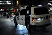 Helsingforspolisen jagade en misstänkt rattfyllerist genom södra stadsdelarna på måndagskvällen.