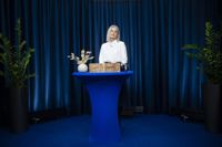 Sannfinländarnas ordförande Riikka Purra vid den presskonferens på måndag då det nya invandringspolitiska programmet presenterades. 