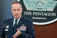 Pentagons talesperson Patrick Ryder säger att USA vidtar åtgärder för att säkerställa att ballongen inte samlar in känslig information. Arkivbild.