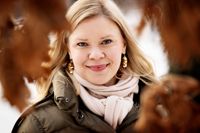 Hanna Lundström gav ut sin första poesibok för åtta år sedan. Sedan dess har dikterna blivit musik och animeringar, och nu också teater.