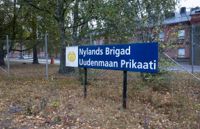 En beväring har förts till sjukhus efter ett sjukdomsfall i Nylands brigad.