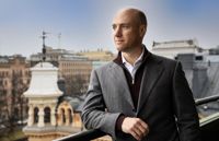 Michael Bahar har jobbat med fall som Wikileaks, Edward Snowden och utredningen av Rysslands försök att påverka USA:s presidentval 2016.