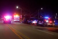 Minst tre personer har dödats och flera skadats allvarligt i en skjutning på ett universitet i Michigan.