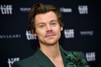 Harry Styles anser sig vara för upptagen för att ha tid med kung Charles kröning. Arkivbild.