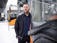 Janne Nikama har varit busschaufför i 13 år och är huvudförtroendeman på Pohjolan Liikenne. 