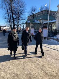 Elin Taipale var på prao i riksdagen