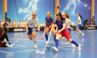 Före detta ÅIF-spelaren Bianca Boman har bidragit till att Jokerit leder F-ligakvalet mot ÅIF med 2–0 i matcher.