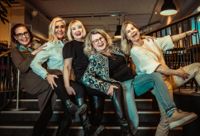 Team Party Borgå består av Jaanamaija Hapuoja, Taina Backlund, Päivi Saarentaus, Sasu Heikkilä och Siru Virtanen.