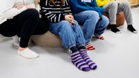 Yllesockor har behövts då eleverna ska gå i strumpfötterna på stengolven.