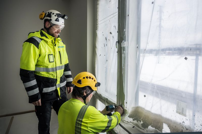 Osäkerheten kring vad framtiden bär med sig var länge närvarande i Joonas Kuitunens familj. Det är fortfarande möjligt att ryggsmärtorna kommer tillbaka.