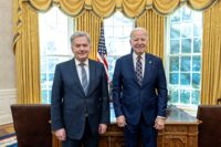 På torsdagsförmiddagen blev Niinistö inbjuden att besöka presidentresidenset.
