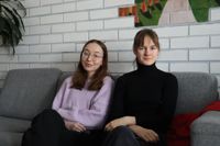 På tisdag skriver Cecilia Tuomisto och Monique Westerberg studentprovet i modersmål.