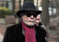 Övergreppsdömde Gary Glitter har kallats tillbaka till fängelset.