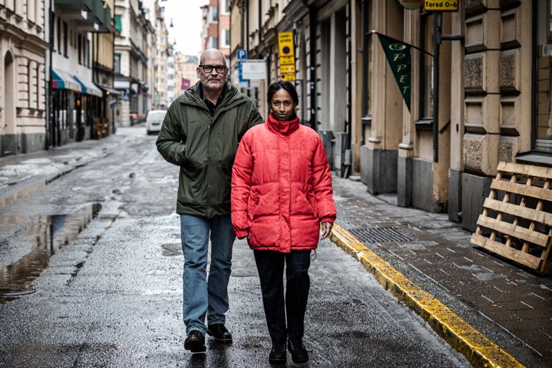 Utredarna Jonas Öberg och Sara Merenius vid Brottsförebyggande rådet (Brå) har undersökt vad polisen som utreder dödligt våld i kriminell miljö behöver för att klara upp fallen.