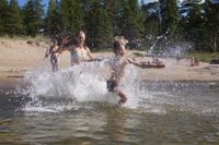 Hur ger man vidare känslan av sommarparadis till sina barn?
