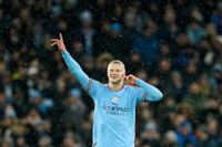 Erling Braut Haaland firar ett av målen mot Leipzig.