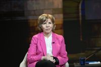 Anna-Maja Henriksson (SFP) räckte inte upp handen inför Petteri Orpos sifferkrav under MTV:s valtent, men hon tilldelades ingen replik för att motivera sitt svar. Nu svarar hon på om SFP har några planer på nedskärningar, och om man tänkt berätta om dem för väljarna.