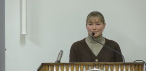 Antonia Berlin tycker inte det är skrämmande att göra sin röst hörd på fullmäktigemötena i Raseborg.