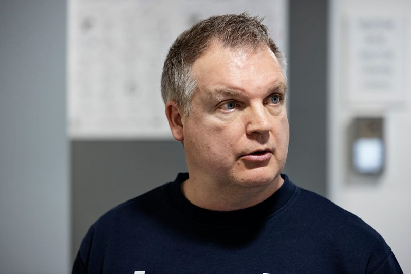 Skolcoach Patrick Björk säger att det finns många fina ungdomar i skolan och att han hoppas att en bra dialog mellan skolan, elever och hemmen ska lugna situationen.