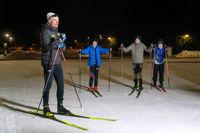 Iivo Niskanen delade med sig av sina bästa tips till Mette Miettinen, Patrik Johansson och Niklas Mahlamäki i spåret i Alberga.
