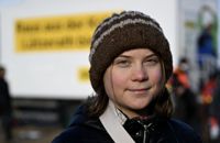 Den svenska klimataktivisten Greta Thunberg är bland de 30 nya hedersdoktorer som promoveras under Promotionens jubelår vid Helsingfors universitet.