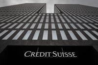 Långivare överraskades när storbanken UBS köpte Credit Suisse. Aktieägarna fick betalt, men inte de som köpt en viss sorts skuldebrev av banken. 