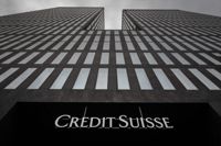 Långivare överraskades när storbanken UBS köpte Credit Suisse. Aktieägarna fick betalt, men inte de som köpt en viss sorts skuldebrev av banken.