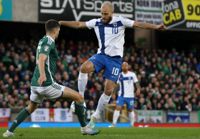 Teemu Pukki lämnar Norwich bakom sig i sommar.