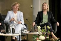 Anna-Maja Henrikssons SFP har inte uteslutit möjligheten att sitta i en regering tillsammans med Riikka Purras Sannfinländare.