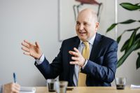 Rainer Hiltunen har arbetat mot diskriminering i hela sitt yrkesliv. Som jämställdhetsombudsman fokuserar han på den som hänger ihop med kön.