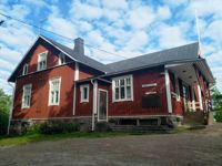Hembygdens Vänner i Snappertuna får 24 000 euro i renoveringsbidrag. Föreningshuset Tunaborgs golv och krypgrund ska renoveras.