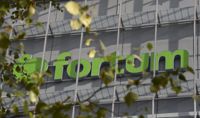 Fortums nya styrelse har begränsat ledningsgruppens bonusar samtidigt som ledningsgruppen på eget initiativ avstår från en del belöningar.