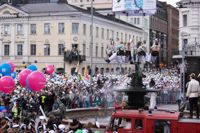 Så här gick det till på valborgsmässaftonen i Helsingfors i fjol.
