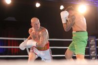Niklas Räsänen vann på teknisk knockout i proffsboxningsgalan i Borgå idrottshall.