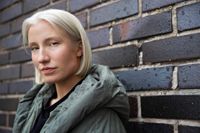 Jannica Lehtinens artistnamn Lehe kommer från hennes efternamn. – Jag har alltid haft smeknamn, för det har alltid funnits minst en annan Jannica på min klass. Senast var det Lehe, så det fick bli mitt artistnamn, säger hon.